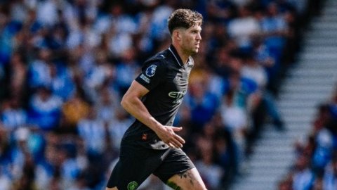 John Stones withdraws from England squad as precautionary measure