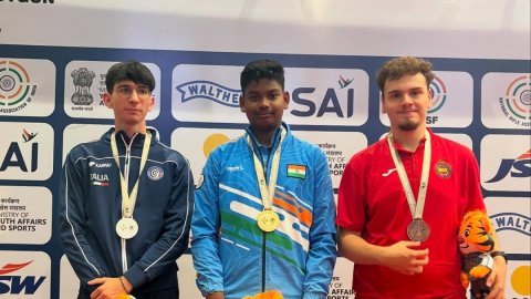 Jr World Cup Shooting: Jonathan Gavin Antony powers to dominant gold as Rashmika clinches silver