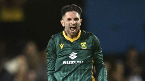 South Africa Thrash England In 1st ODI