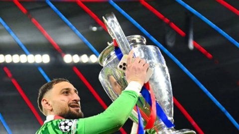 Man City sign Gianluigi Donnarumma on five-year deal
