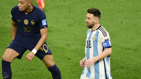 Messi led Argentina to face Australia in Kochi in November