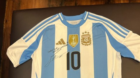 Messi sends his signed FIFA World Cup jersey for PM Modi's 75th birthday ahead of India tour