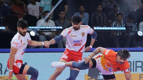 PKL Season 12: Commanding all-around performance guides Puneri Paltan to mammoth 22-point victory ov