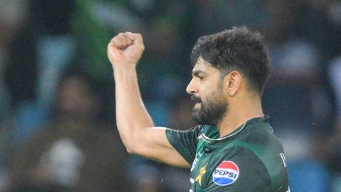 Rauf is unfortunately a run machine as bowler against India: Wasim Akram