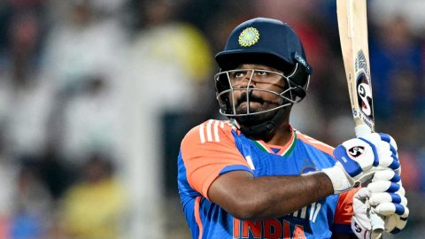 संजू सैमसन ने की एमएस धोनी के रिकॉर्ड की बराबरी, ऐसा करने वाले पहले भारतीय विकेटकीपर बल्लेबाज बने