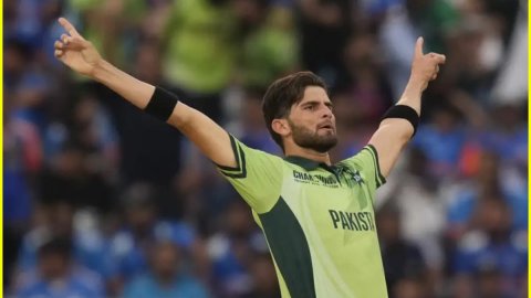 PAK vs SL, Asia Cup 2025: Shaheen Afridi के पास इतिहास रचने का मौका, तोड़ सकते हैं Shadab Khan का सब