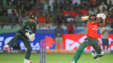 Simmons bemoans dropped catches and poor shot selections in Bangladesh's Asia Cup exit