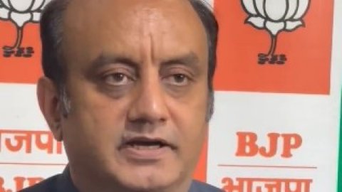 Sudhanshu Trivedi slams Cong for silence on India's Asia Cup triumph, accuses party of 'pro-Pakistan