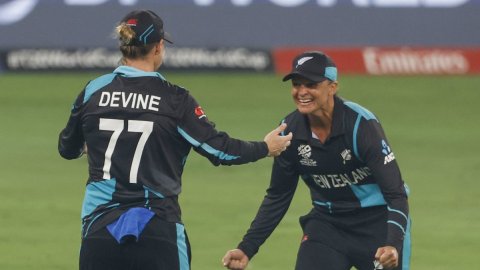 Suzie Bates eyes World Cup win as New Zealand kick off preparation in Dubai heat