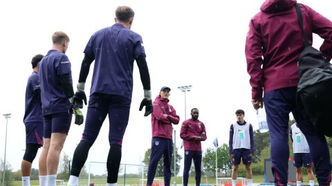 Tuchel plots old-school tactics for England’s World Cup push