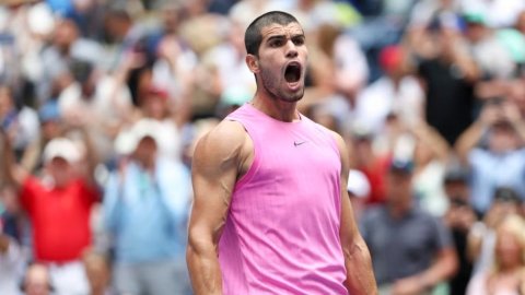 US Open: Alcaraz dismisses Lehecka to enter semifinals
