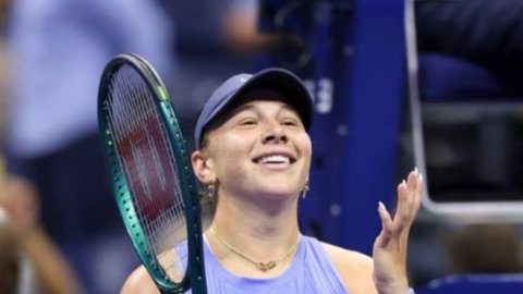 US Open: Anisimova sets final clash with Sabalenka with SF win over Osaka