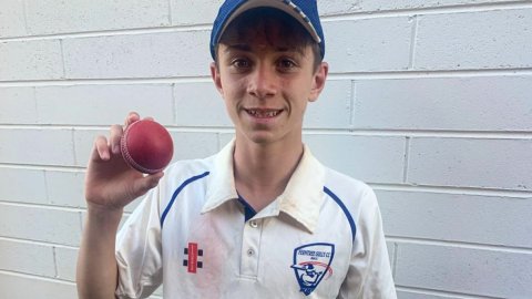 17-year-old Aussie club cricketer dies after being struck by ball