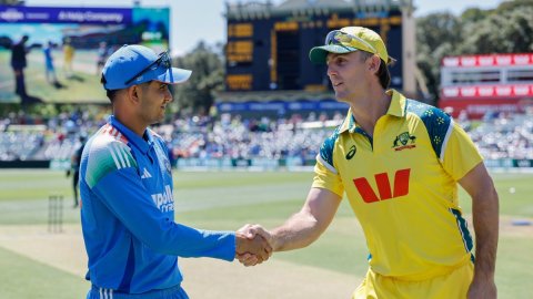 2nd ODI: Carey, Bartlett come in as Australia elect to bowl against unchanged India 2nd ODI: Carey, Bartlett come in as Australia elect to bowl against unchanged India