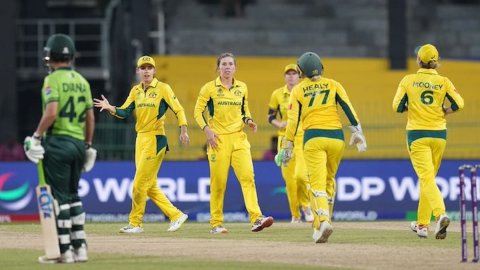 CWC 2025: बेथ मूनी और अलाना किंग की रिकॉर्ड साझेदारी की बदौलत ऑस्ट्रेलिया ने पाकिस्तान को 107 रनों 