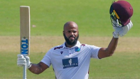 IND vs WI: जॉन कैंपबेल ने 50 पारी में पहला शतक जड़कर भी रचा इतिहास, वेस्टइंडीज के नाम दर्ज हुआ गजब र