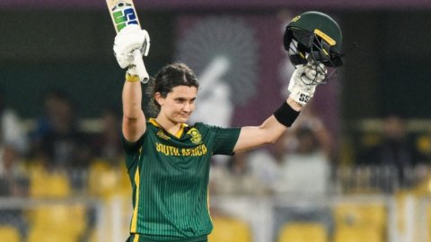  Laura Wolvaardt ने वर्ल्ड कप सेमीफाइनल में शतक ठोककर बनाया कमाल रिकॉर्ड, ऐसा करने वाली दुनिया की पह