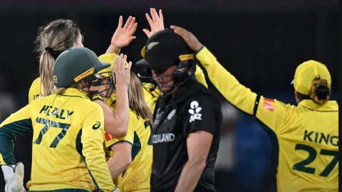 AU-W vs NZ-W, CWC 2025: ऑस्ट्रेलिया की दमदार बल्लेबाजी के सामने 89 रनों से हारी न्यूजीलैंड, गार्डनर 