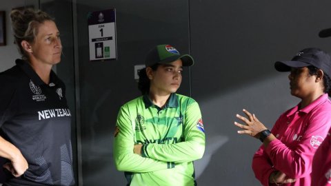 ICC Womens World Cup 2025 Points Table After New Zealand Women vs Pakistan Women Match Womens World Cup: न्यूजीलैंड-पाकिस्तान का मैच रद्द होने से साउथ अफ्रीका सेमीफाइनल में पहुंची, लेकिन
