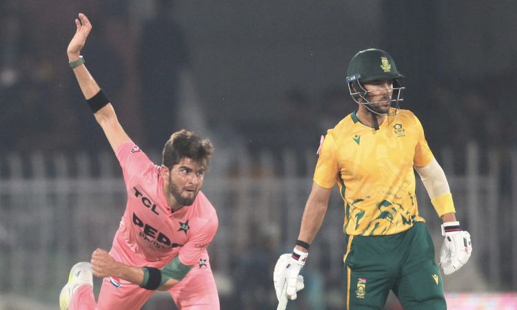 PAK vs SA: रीज़ा हेंड्रिक्स की जबरदस्त अर्धशतकीय पारी, साउथ अफ्रीका ने पाकिस्तान को दिया 195 रन का बड़ा लक्ष्य