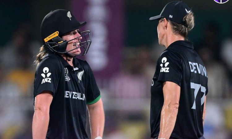 Sophie Devine and Brooke Halliday brilliant partnership helps New Zealand set a 228 run target against Bangladesh