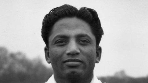  Pakistan Cricket's Elder Statesman Wazir Mohammad Dies At 95