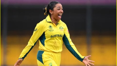 W,W,W,W,W,W,W: Alana King ने World Cup में रचा इतिहास, South Africa के 7 विकेट लेकर तोड़ा 43 साल पुर