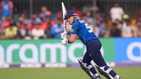 Always tough when you come up against the Aussies: Heather Knight