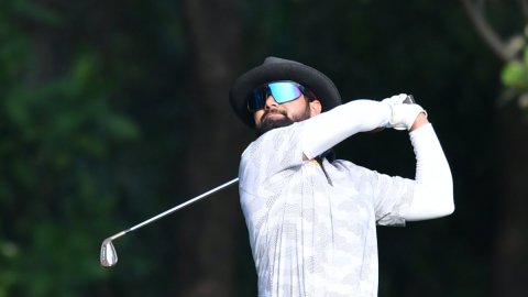 Aman Raj continues his strong performance with a second consecutive 61, leads IGPL Jaipur by four sh