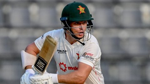 ZIM vs AFG: अफगानिस्तान को एकमात्र टेस्ट में 127 रन पर ढेर करने के बाद जिम्बाब्वे ने बनाई बढ़त,इन खि