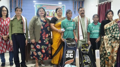 Cricket Association for Visually Impaired in Odisha felicitates 4 players selected for Women’s T20 W