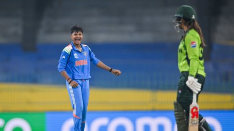 I do not pay attention to all that Ind-Pak talk: Kranti Goud