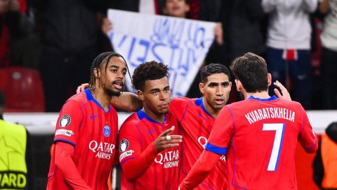 चैंपियंस लीग : पीएसजी ने लीवरकुसेन को 7-2 से रौंदा