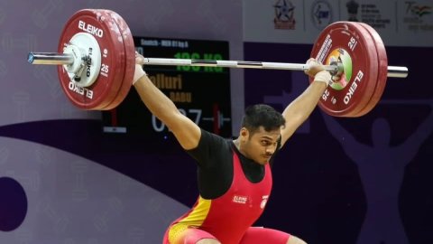वर्ल्ड वेटलिफ्टिंग चैंपियनशिप : 16वें पायदान पर रहे भारत के अजय बाबू वल्लूरी