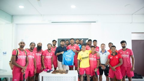 Indian men’s hockey team engage in a first-of-its-kind chess masterclass with Prachura P Padakannaya