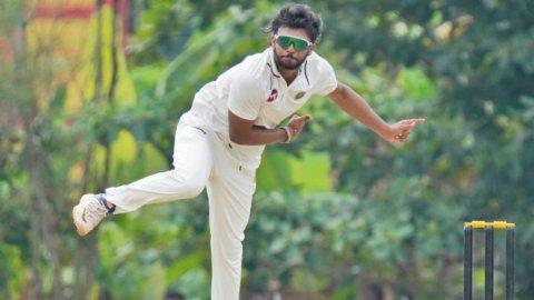 VIDEO: क्या सेलेक्टर्स ने किया जलज सक्सेना का करियर बर्बाद? चेतन शर्मा ने ऑन एयर उड़ाया अपना मज़ाक VIDEO: क्या सेलेक्टर्स ने किया जलज सक्सेना का करियर बर्बाद? चेतन शर्मा ने ऑन एयर उड़ाया अपना मज़ाक