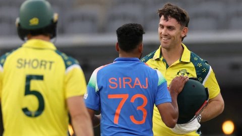 Bowlers And Marsh Power Australia To 7-wicket Win In Series Opener மிட்செல் மார்ஷ் அதிரடியில் இந்தியாவை வீழ்த்தியது ஆஸ்திரேலியா!