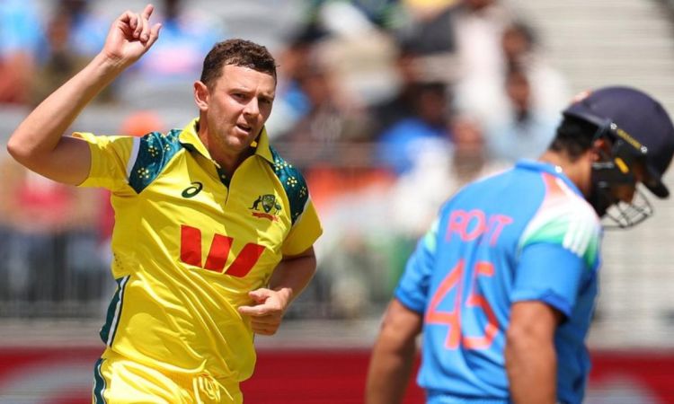 Rain interrupts the first ODI between India and Australia at Perth