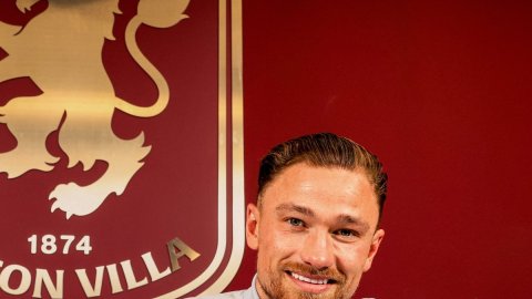 Matty Cash signs contract extension with Aston Villa until 2029