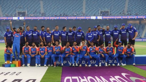 Mohsin Naqvi offers to hand over Asia Cup trophy to India in a ceremony in Dubai on Nov 10