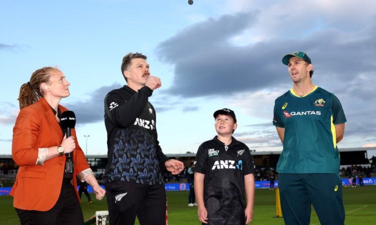 Australia opt to bowl first against New Zealand in 3rd ODI