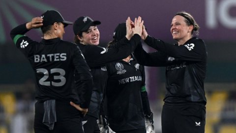 ICC Womens World Cup 2025Points Table after New Zealand Women vs Bangladesh Women clash न्यूजीलैंड ने धमाकेदार जीत से Womens World Cup 2025 पॉइंट्स टेबल में की उलटफेर, जानें कौन सी टीम कहा
