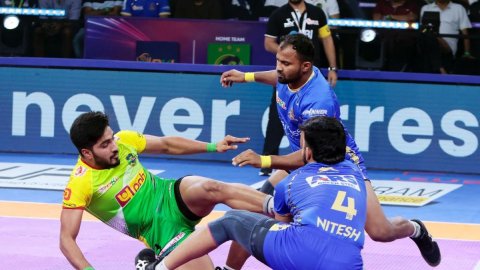 PKL 12: Deshwal's career-best 26 helps Thalaivas to a big home win over Pirates