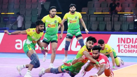 PKL 12: Shadloui’s high five, Himanshu’s super 10 guide Gujarat Giants to crucial victory against Pa