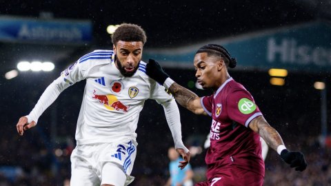 Premier League: Leeds United beat West Ham 2-1 for third win