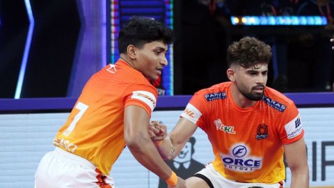 Puneri Paltan Ajay Thakur hails Aditya Shinde as 'smart raider' who shines even in tough situation