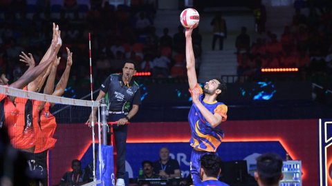 PVL 2025: Mumbai Meteors rock hosts Hyderabad Black Hawks with 3-0 win