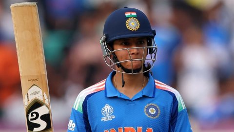 indian batter Smriti Mandhana becomes first women’s player to score 1000 ODI runs in a calendar year Smriti Mandhana ने बनाया अनोखा World Record, ऐसा करने वाली दुनिया की पहली महिला क्रिकेटर बनीं