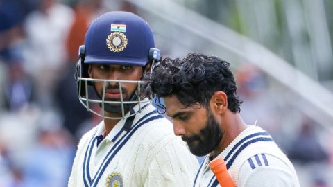 'Sundar fitting in the role of what Ashwin did with Jadeja', says childhood coach M. Senthilnathan