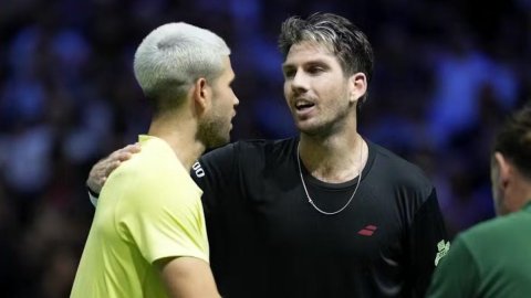 'This tournament is difficult for me to play well', admits Alcaraz after Paris Masters loss